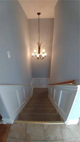 Building Photo - 113 Maple Pl