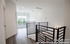 Building Photo - 320 Flanders