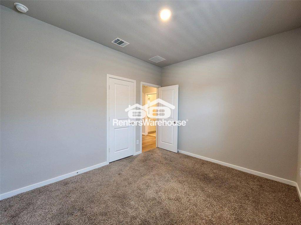 Building Photo - 19014 Whitehaven Bend Ln