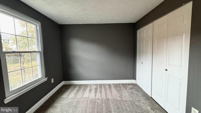 Building Photo - 8113 Mandan Terrace