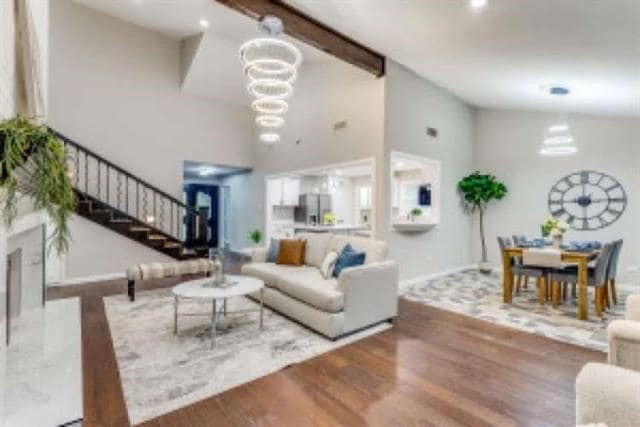 Building Photo - 28 Mont Del Dr