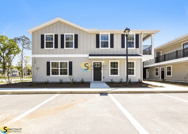 Building Photo - 3821 SW 43rd Ct