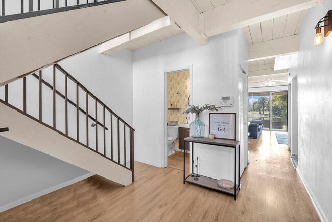 Building Photo - 740 E Coco Plum Cir