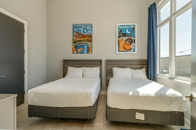 Building Photo - 2910 Felicia St