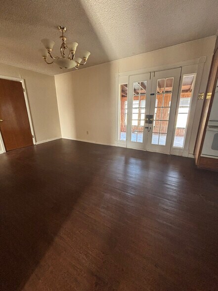 Building Photo - 219 Rosemary St