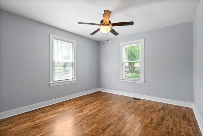 Building Photo - 165 Liberty Pkwy