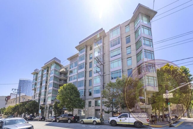 Building Photo - Hayes Valley - 2 BR, 2 BA Condo 947 Sq. Ft...