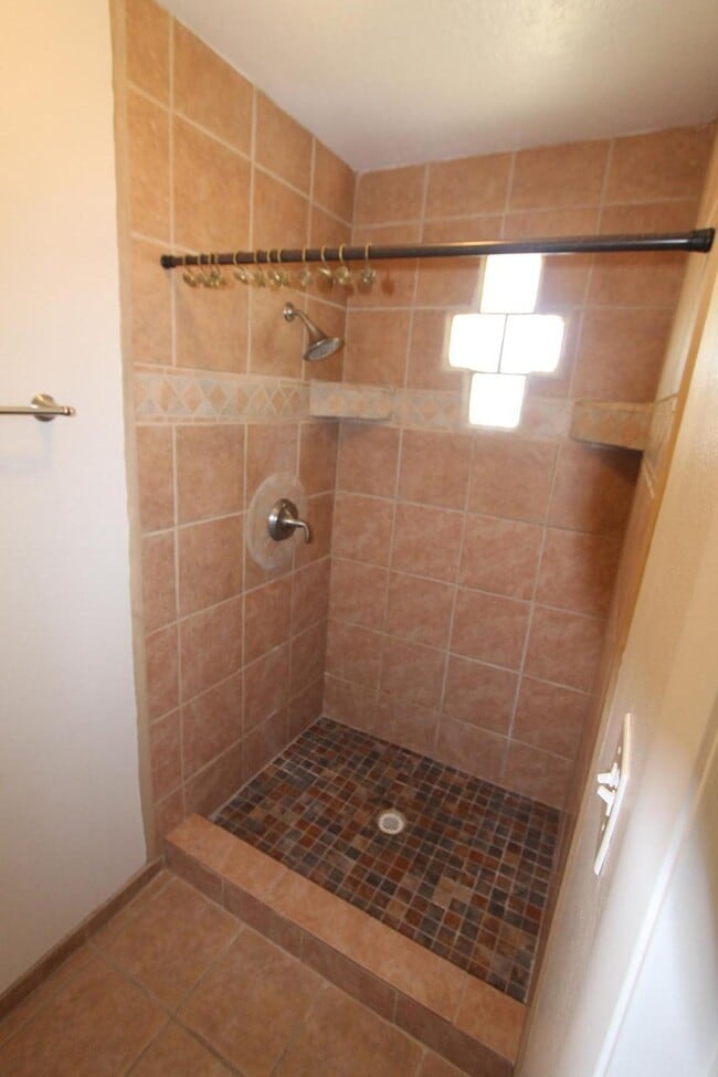 Building Photo - 7721 White St NE