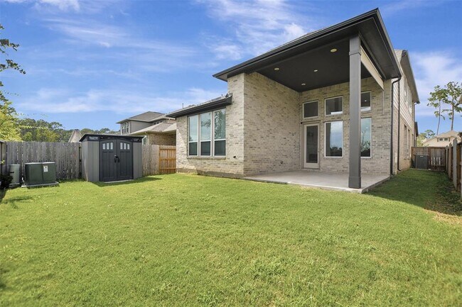 Building Photo - 360 Mallorn Ln