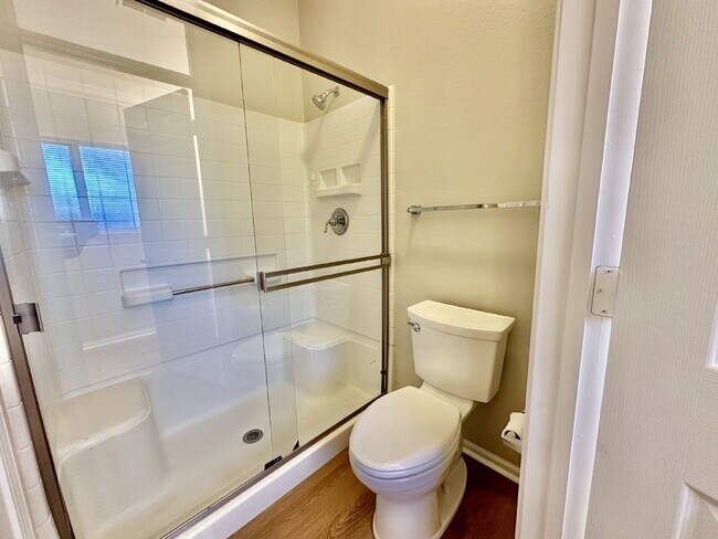 Building Photo - Recently Updated Two Bedroom Home in Sun City!