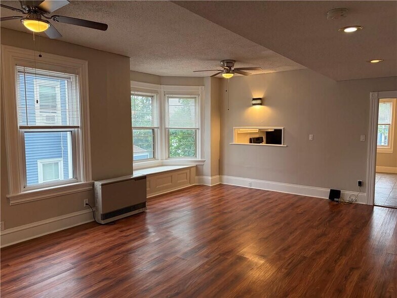 Building Photo - 60 Cypress St