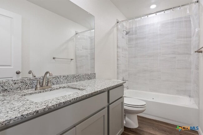 Building Photo - 5807 Betty Lou Dr