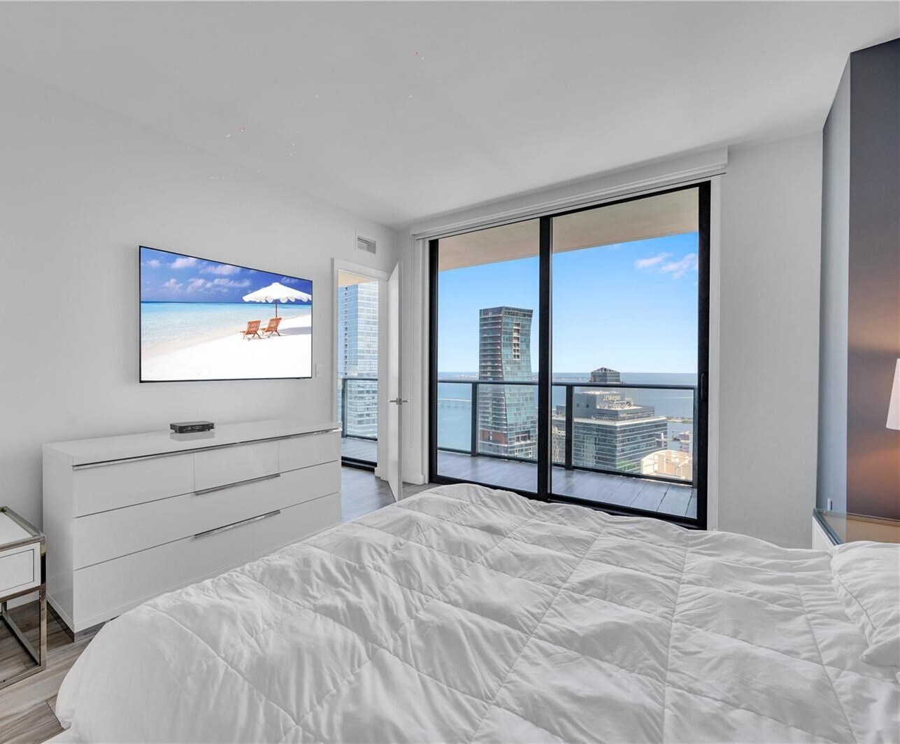 Building Photo - 1300 S Miami Ave