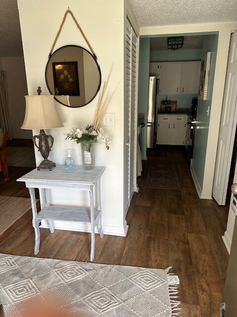 Building Photo - 1 Tarragona Ct