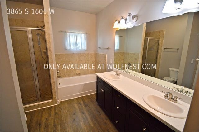 Building Photo - Gorgeous 3 Bedroom West Valley Townhome! N...