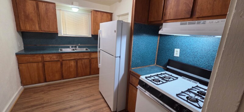 Building Photo - 1500 Pomona Ave