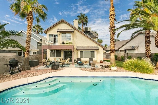 Building Photo - 1641 Duarte Dr