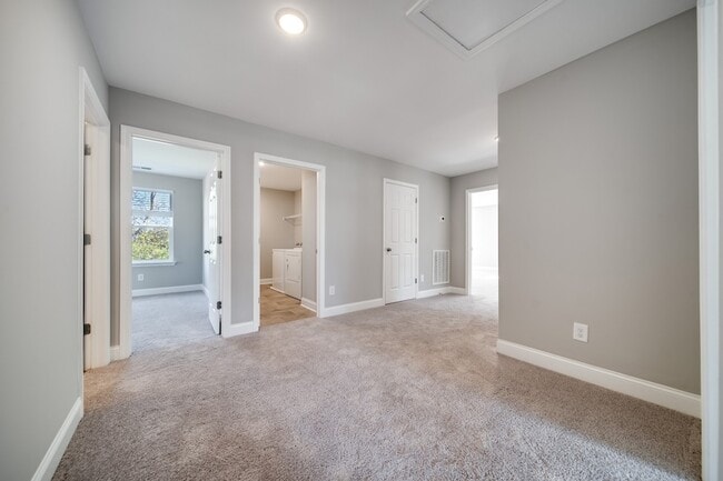 Building Photo - 1398 Wentworth Dr