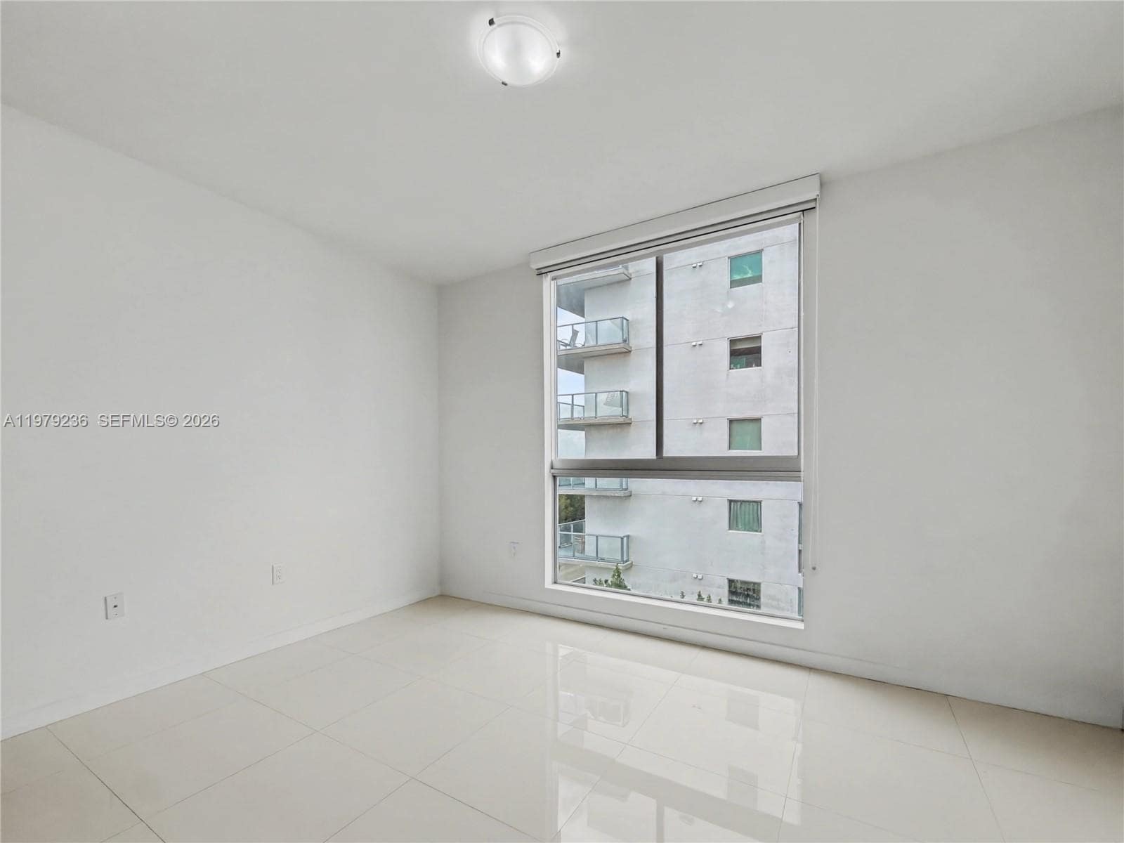 Building Photo - 7661 NW 107th Ave