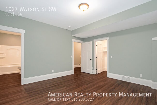 Building Photo - 1027 Watson St SW