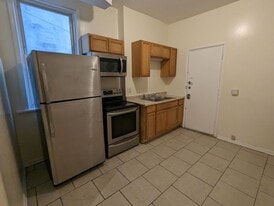 Building Photo - 6620 S Ingleside Ave