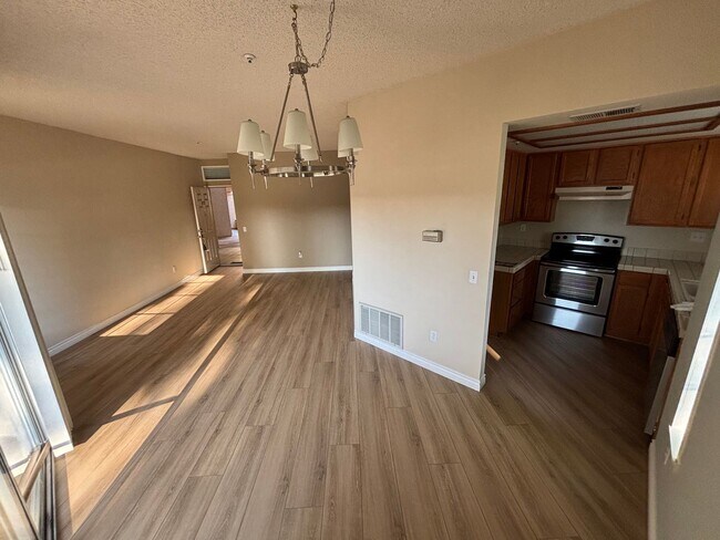Building Photo - 2 BEDROOM IN 55+ COMMUNITY OF JESS RANCH
