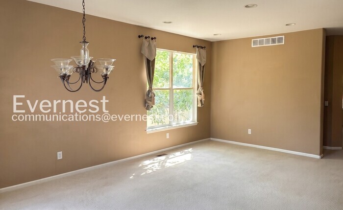 Building Photo - 6238 Westchase Rd