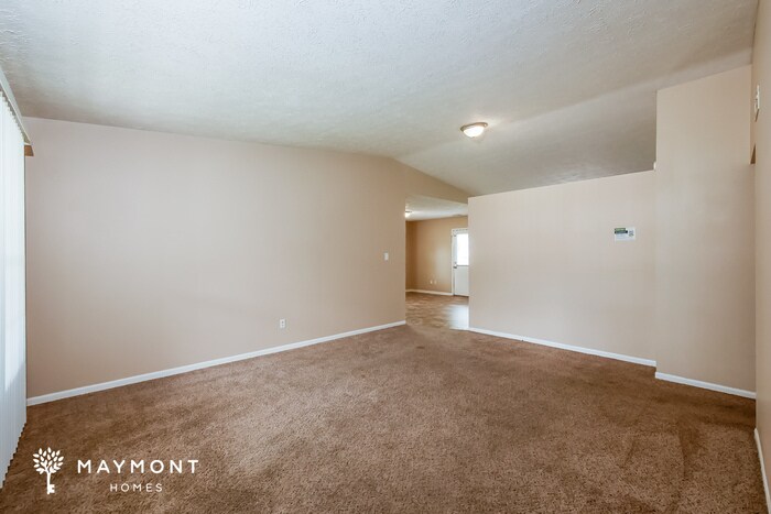 Building Photo - 3536 Valley Lake Dr