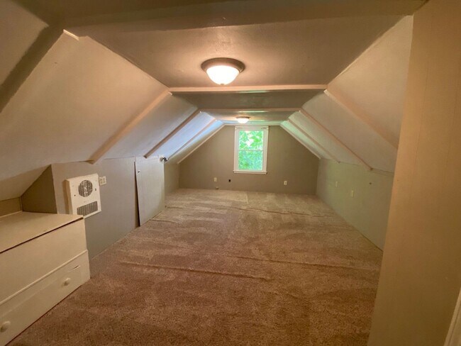 Building Photo - 7076 Wickshire Cove E