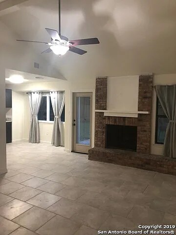 Living & Dining - 9207 Cliff Way St
