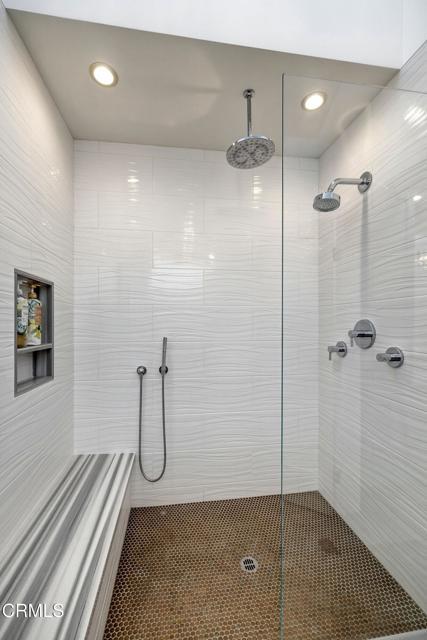 Building Photo - 3373 Ocean Dr