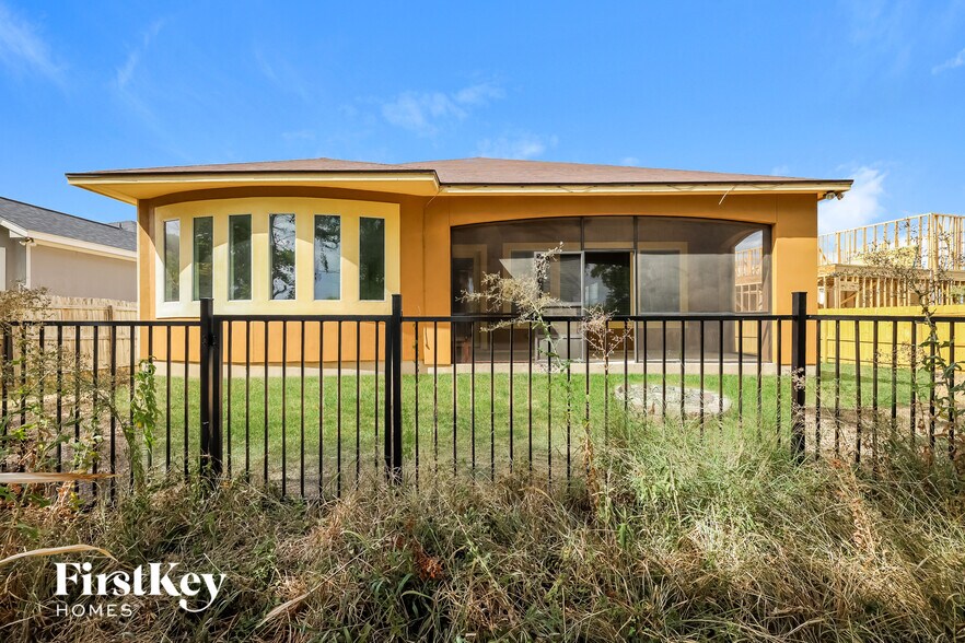 Building Photo - 8638 Key S Way