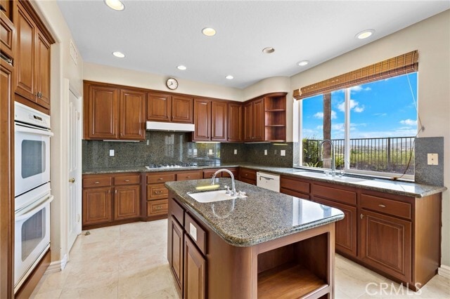 Building Photo - 27731 Daisyfield Dr