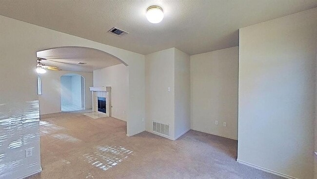 Building Photo - 1200 Hughmont Dr