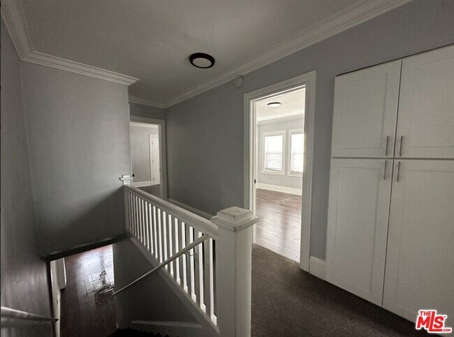 Building Photo - 1162 N St Andrews Pl