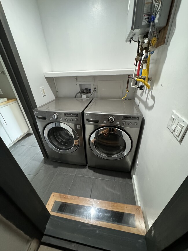 Washer and dryer - 313 E View St