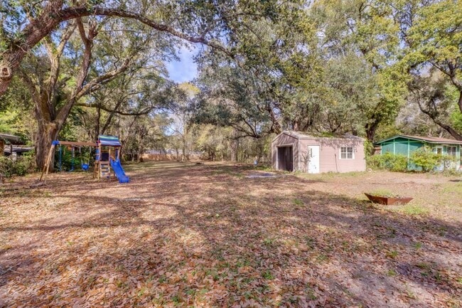 Building Photo - 911 Brown St