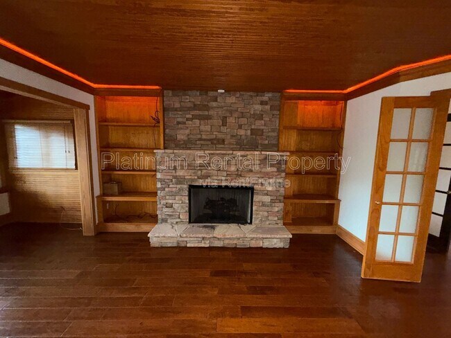 Building Photo - 835 Timber Lake Trail