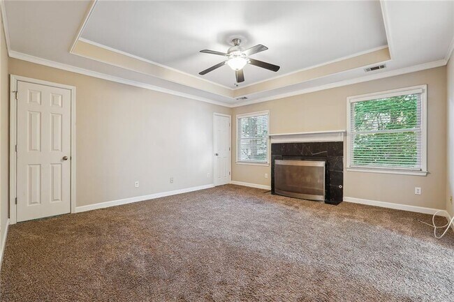 Building Photo - 515 Spring Gate Ln