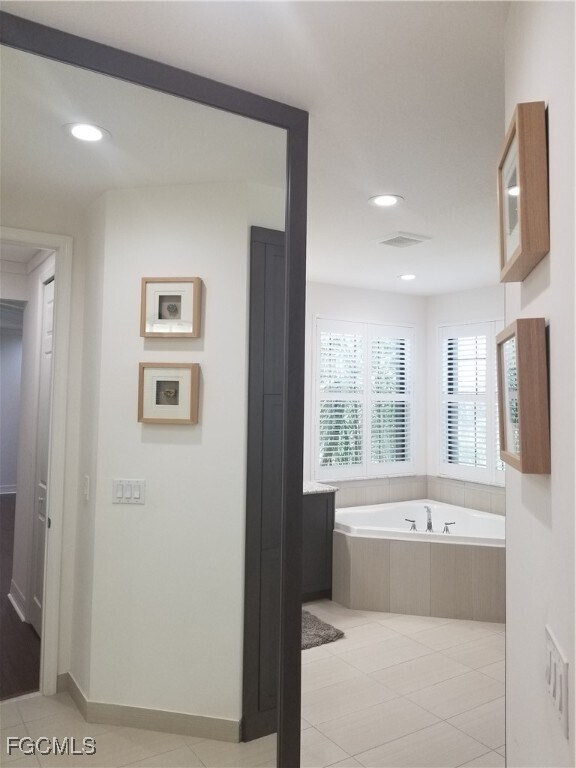 Building Photo - 11651 Oakwood Preserve Pl