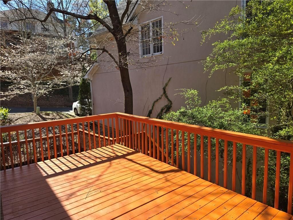 Building Photo - 1209 Wildcliff Cir