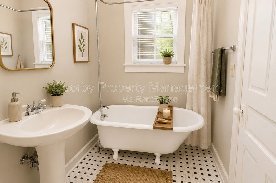 Building Photo - 318 Tremont St