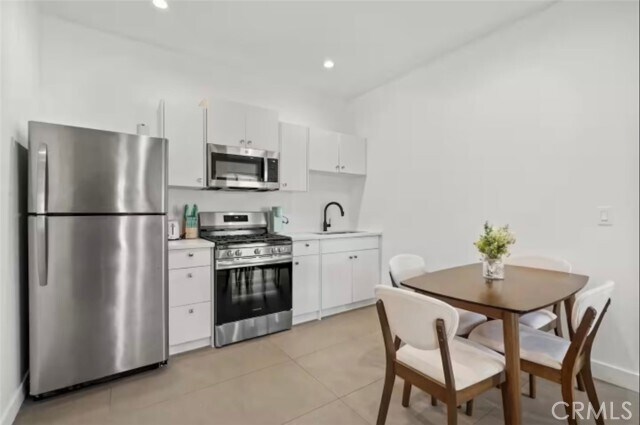 Building Photo - 181212 NAVY