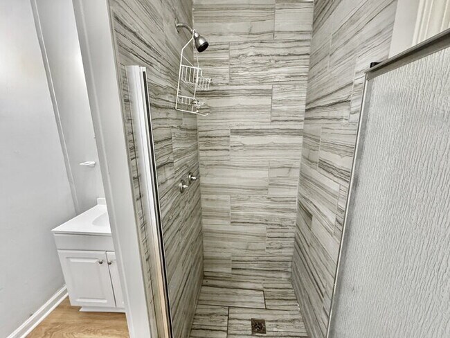 Building Photo - 4472 Cedar Ridge Ln