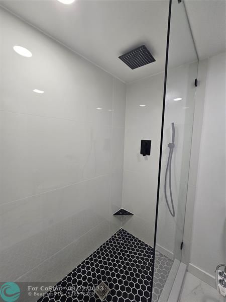 Building Photo - 2703 Nassau Bend