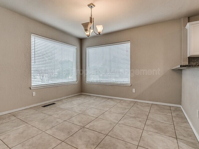 Building Photo - 10824 Admiral Dr