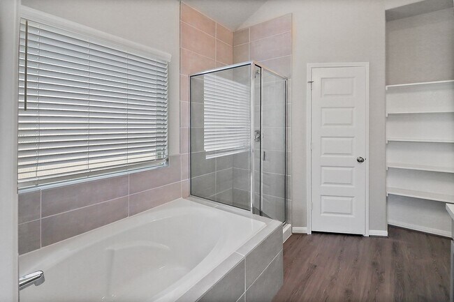 Building Photo - 8431 Moonlight Bay Cir