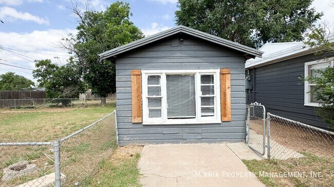 Building Photo - 3016 Duke St