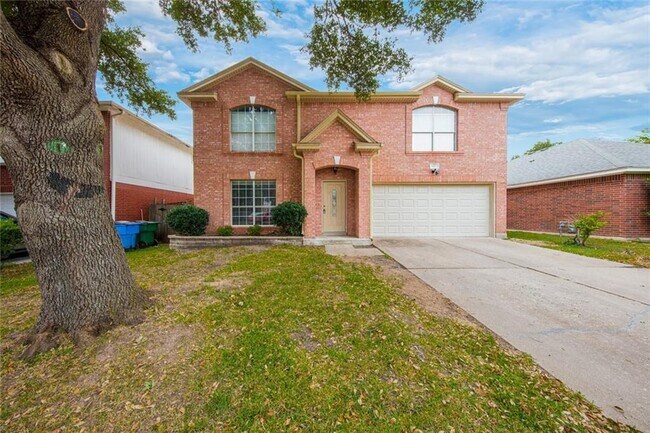 Primary Photo - 1010 Laurelleaf Dr