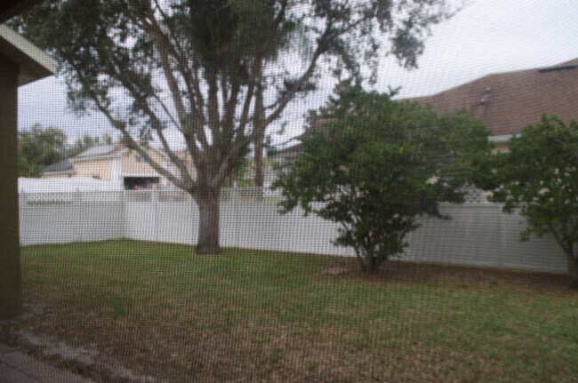 Building Photo - 6220 Hedgesparrows Ln